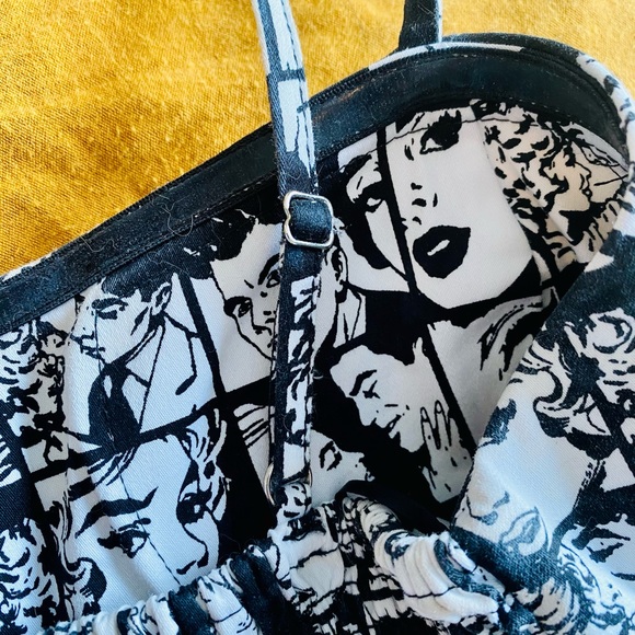 twik Pop Art Fit & Flare Dress - size XS - Picture 9 of 9